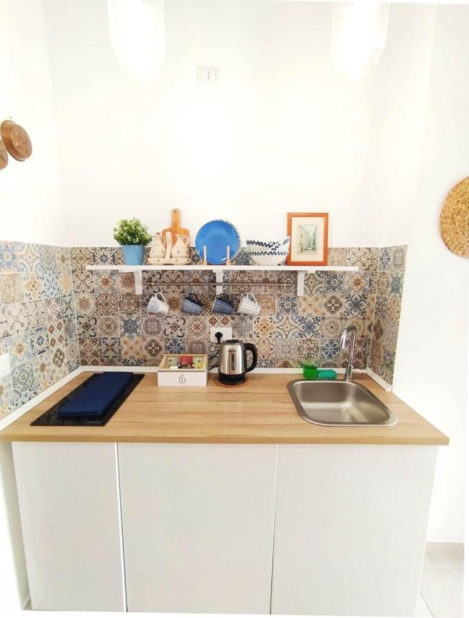 Appartement Casa Albicocca - In The Heart Of The Old Town à Bari Extérieur photo