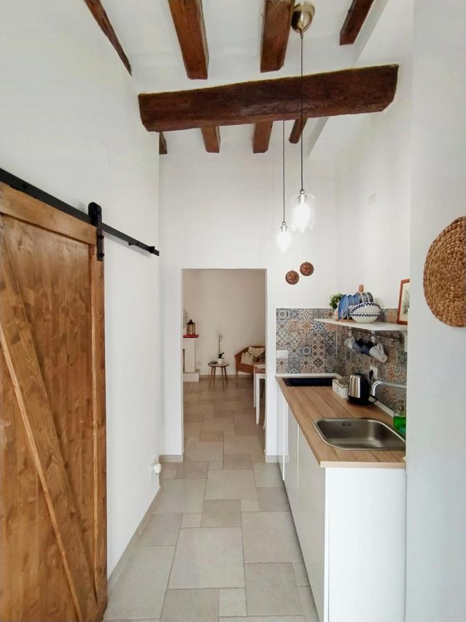 Appartement Casa Albicocca - In The Heart Of The Old Town à Bari Extérieur photo