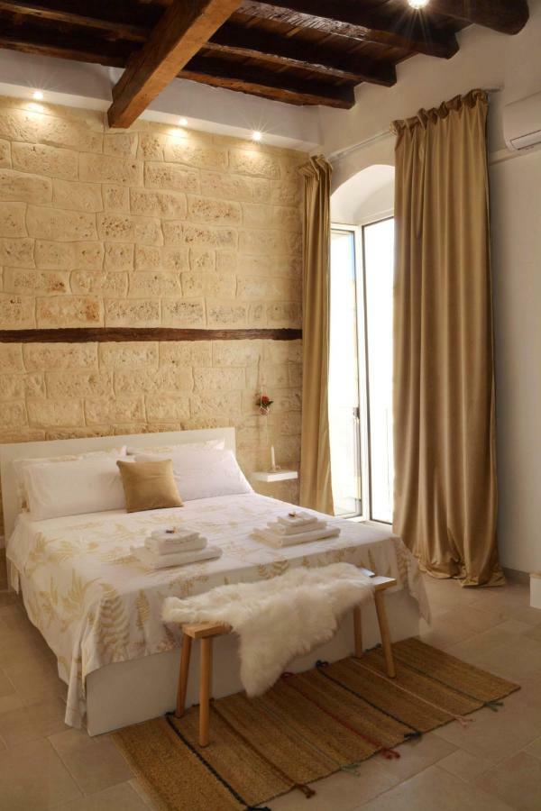 Appartement Casa Albicocca - In The Heart Of The Old Town à Bari Extérieur photo